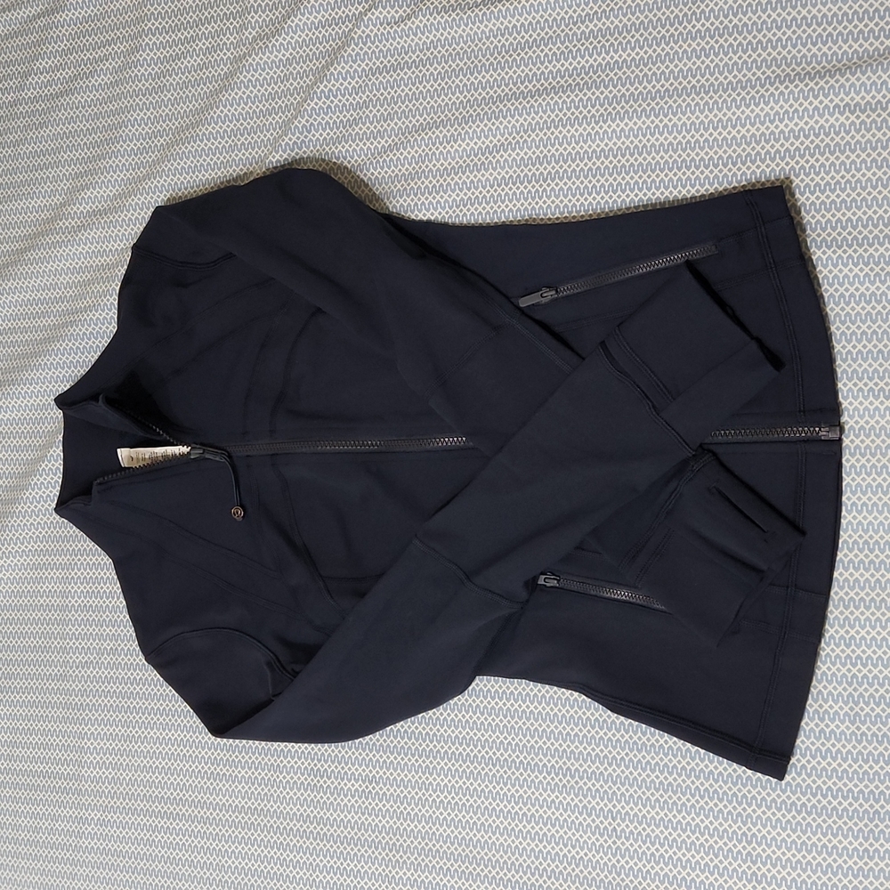 Lululemon Define Jacket *Luon NWT Size 6